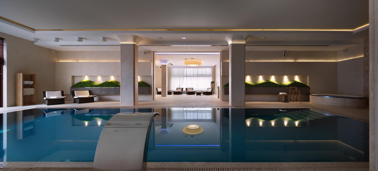 Superior Golf And Spa Resort Jarkov Exterior foto